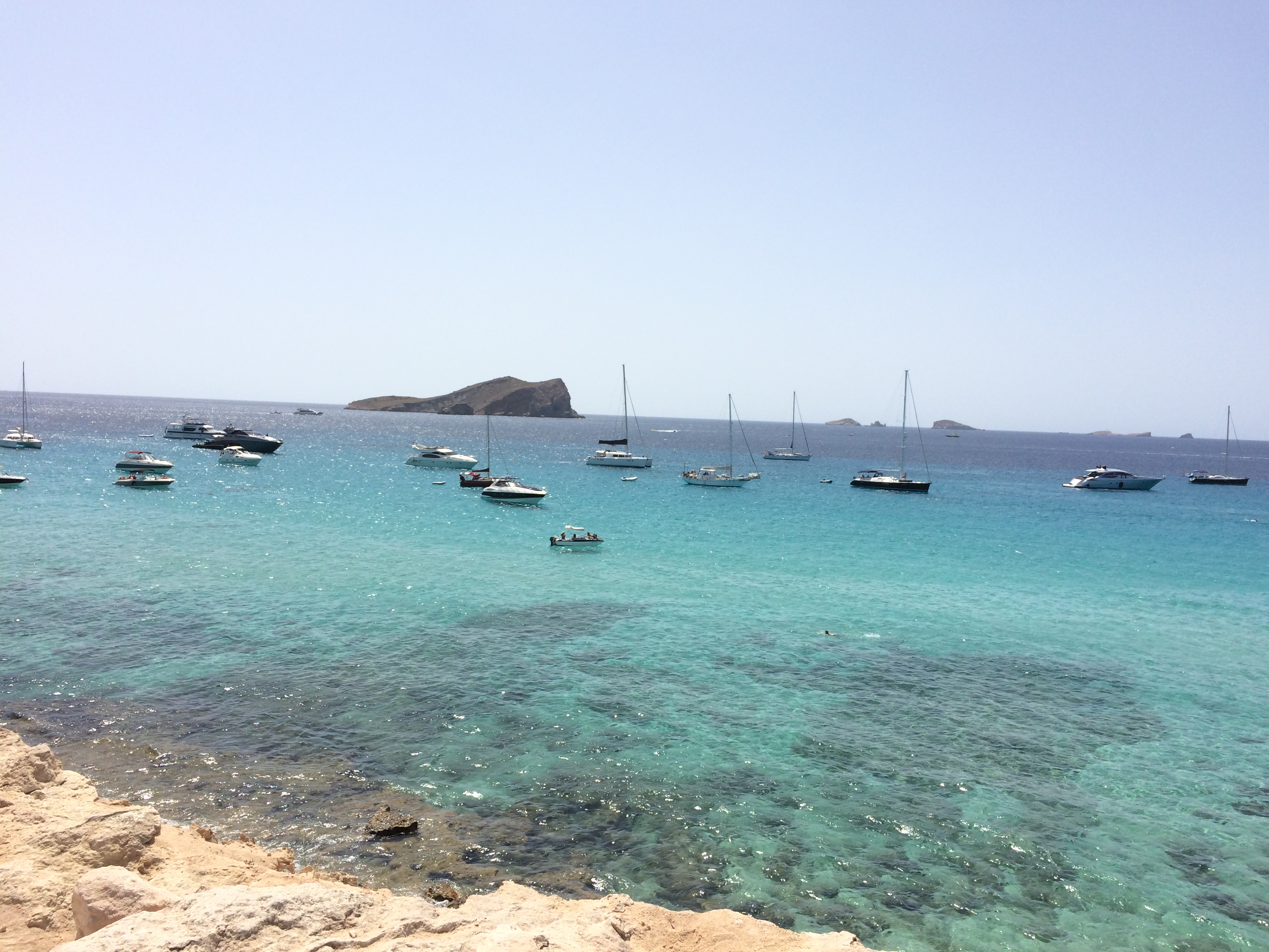 Praia Cala Comte em Ibiza